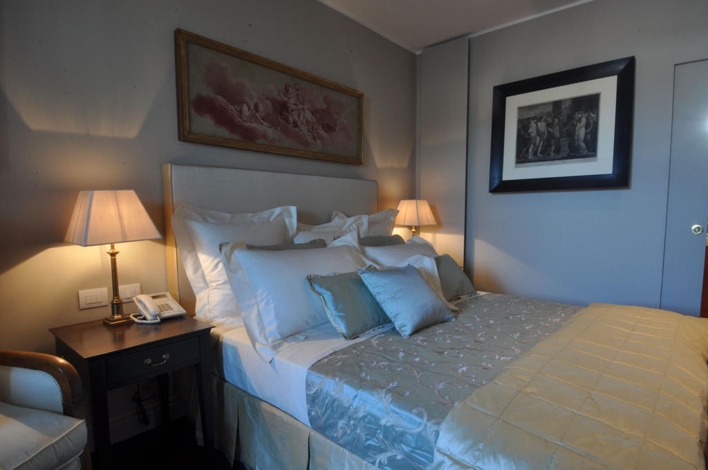 La Scelta Di Goethe - Luxury Suites Roma Camera foto